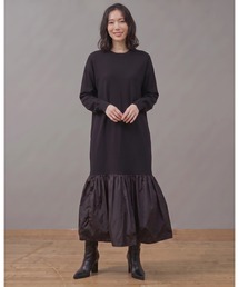 裾バルーンニットワンピース