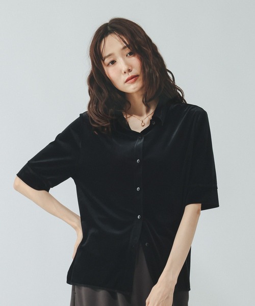 GLOBAL WORK(グローバルワーク)の「※ベロアポロシャツ半袖/910905(ポロシャツ・レディース・ブラウン/ブラック/アイボリー・MEDIUM/LARGE)」の5枚目の写真