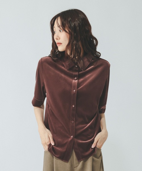 GLOBAL WORK(グローバルワーク)の「※ベロアポロシャツ半袖/910905(ポロシャツ・レディース・ブラウン/ブラック/アイボリー・MEDIUM/LARGE)」の11枚目の写真