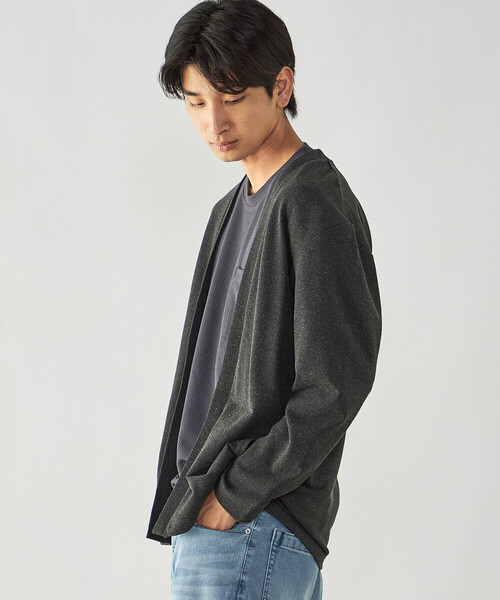 COMME CA ISM（コムサイズム）の「ボタンレスカーディガン（カーディガン/ボレロ・メンズ・ブラウン/チャコール/ネイビー・L/M）」の2枚目の写真