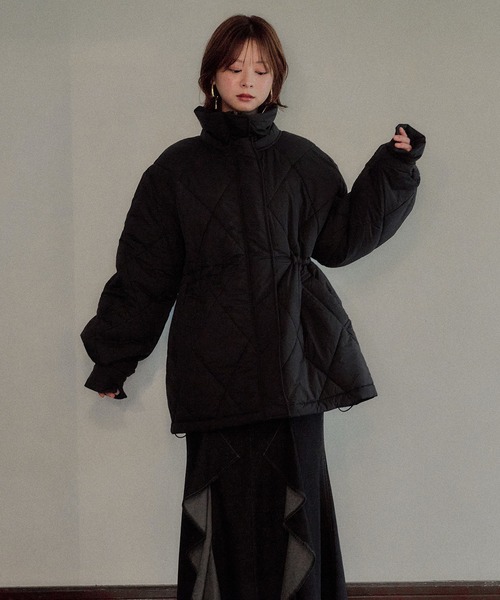 mideal(マイディール)の「ribbon hoodie padding blouson / リボンフードパディングブルゾン(ブルゾン・レディース・ブルー/ブラック/アイボリー・FREE)」の2枚目の写真