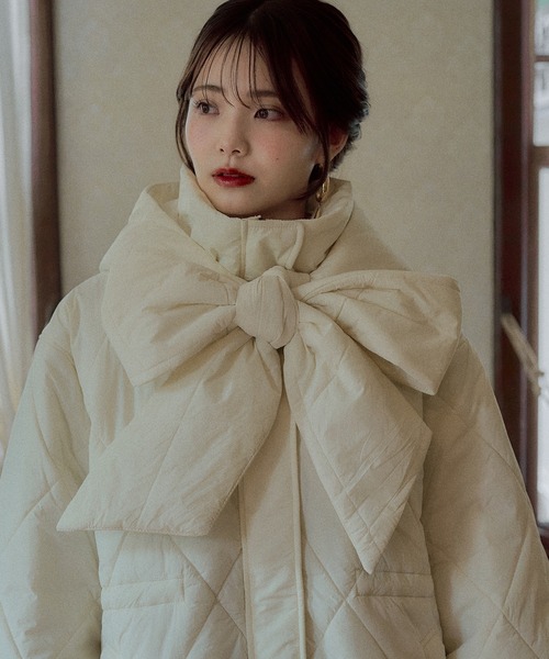 mideal(マイディール)の「ribbon hoodie padding blouson / リボンフードパディングブルゾン(ブルゾン・レディース・ブルー/ブラック/アイボリー・FREE)」の17枚目の写真