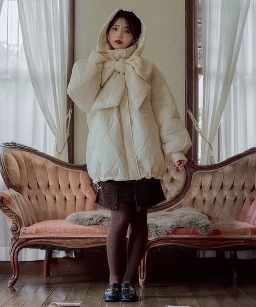 mideal(マイディール)の「ribbon hoodie padding blouson / リボンフードパディングブルゾン(ブルゾン・レディース・ブルー/ブラック/アイボリー・FREE)」の10枚目の写真