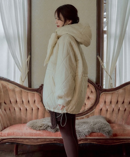 mideal(マイディール)の「ribbon hoodie padding blouson / リボンフードパディングブルゾン(ブルゾン・レディース・ブルー/ブラック/アイボリー・FREE)」の13枚目の写真
