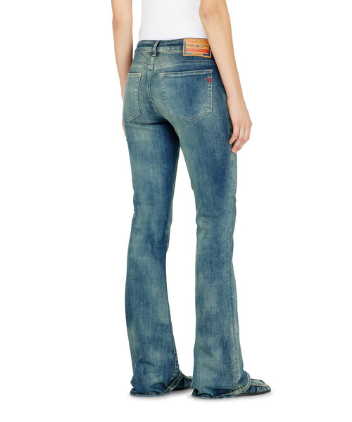 DIESEL(ディーゼル)の「ウィメンズ デニムパンツ 1969 D-EBBEY(デニムパンツ・レディース・インディゴブルー・29inch/23inch/27inch/25inch/24inch/26inch/28inch)」の7枚目の写真