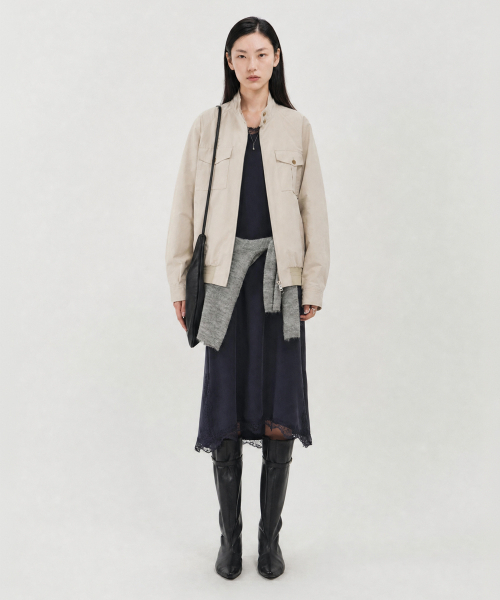 LOOKAST（ルックキャスト）の「コットンユーティリティボンバージャケット_ベージュ（ブルゾン・レディース・Beige・ONE）」の2枚目の写真