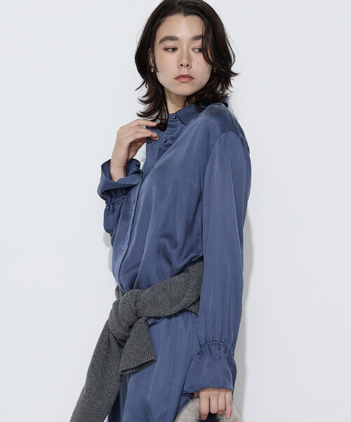 K.T KIYOKO TAKASE(キヨコタカセ)の「キュプラレーヨンフィブリルサテン ブラウス(シャツ/ブラウス・レディース・ブラウン/アイボリー/ブルー・7号/9号)」の18枚目の写真