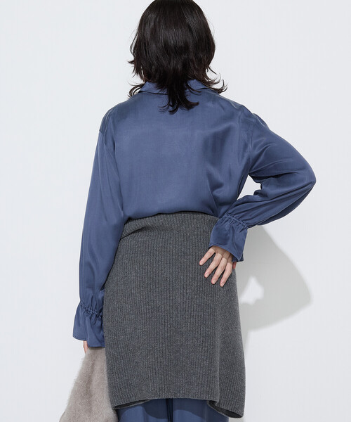 K.T KIYOKO TAKASE(キヨコタカセ)の「キュプラレーヨンフィブリルサテン ブラウス(シャツ/ブラウス・レディース・ブラウン/アイボリー/ブルー・7号/9号)」の19枚目の写真