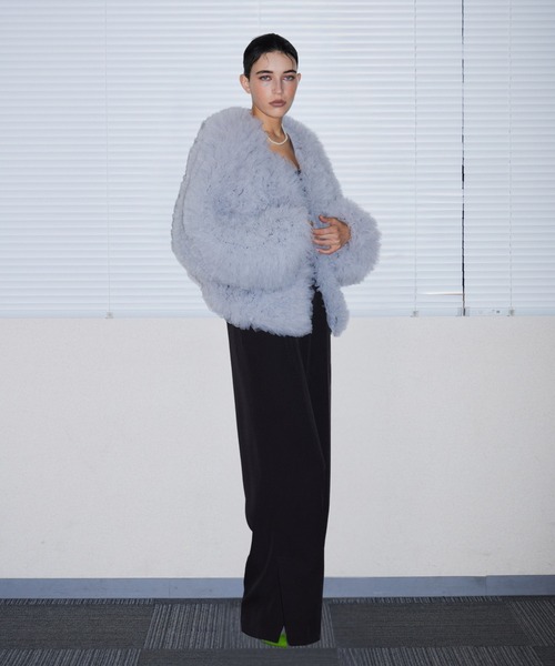 ANDRESD(アンドレスド)の「ボリュームチュールジャケット / VOLUME TULLE JACKET(ノーカラージャケット・レディース・ベージュ/チャコール/グレー/アイボリー・FREE)」の16枚目の写真