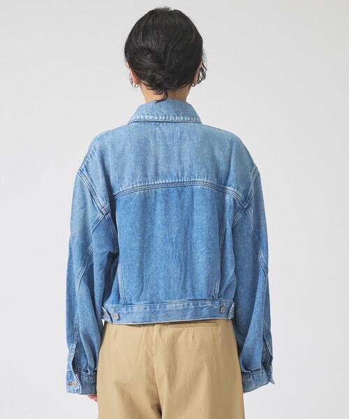 AGOLDE（エーゴールドイー）の「【AGOLDE/エーゴールドイー】Palmer Jacket (Flyweight) SCRIPT / ショート丈デニムジャケット（デニムジャケット・レディース・ブルー・フリー）」の13枚目の写真