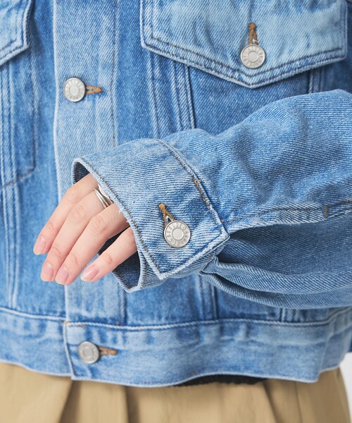 AGOLDE（エーゴールドイー）の「【AGOLDE/エーゴールドイー】Palmer Jacket (Flyweight) SCRIPT / ショート丈デニムジャケット（デニムジャケット・レディース・ブルー・フリー）」の16枚目の写真