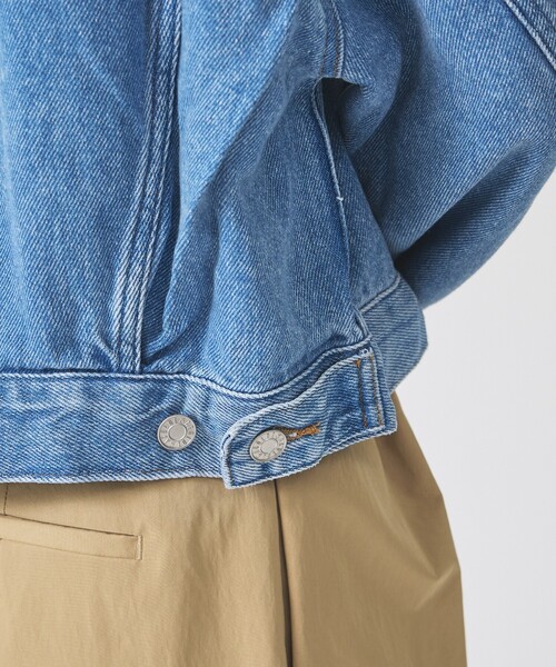 AGOLDE（エーゴールドイー）の「【AGOLDE/エーゴールドイー】Palmer Jacket (Flyweight) SCRIPT / ショート丈デニムジャケット（デニムジャケット・レディース・ブルー・フリー）」の18枚目の写真