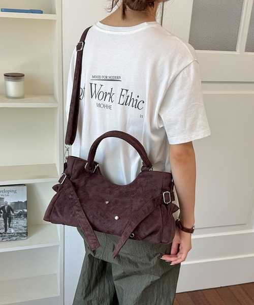 LA VORAGINE(ラ ヴォラジネ)の「2WAY 大容量トートバッグ スエード調 通勤ショルダーバッグ(ショルダーバッグ・レディース・BROWN/BLACK/PINK/GRAY・FREE)」の3枚目の写真