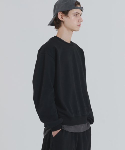 PIANER(ピアネール)の「ハッポ オーバーサイズ クロップドスウェット (ブラック)(スウェット・レディース・ブラック・MEDIUM/LARGE/X-LARGE)」の2枚目の写真