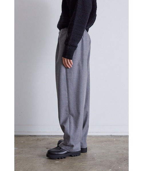 YLEVE(イレーヴ)の「YLEVE / 2/72 SUPER100's FLANNEL STRETCH TR(その他パンツ・メンズ・ブラック/グレー・4/3/5)」の3枚目の写真
