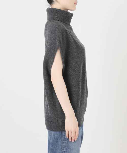 Spick & Span(スピックアンドスパン)の「《WEB限定 / 追加3》オフタートルニットベスト(ベスト・レディース・ベージュ/チャコールグレー・FREE)」の21枚目の写真