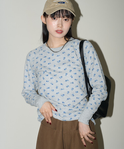 JEMORGAN(ジェーイーモーガン)の「JEMORGAN/ジェーイーモーガン ワッフル 花柄 ラグラン ロンT 限定展開(Tシャツ/カットソー・レディース・ラベンダー/ホワイト/グレー/サックスブルー・フリ-)」の3枚目の写真