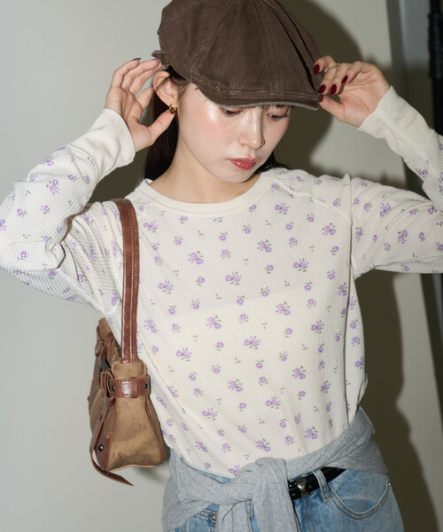 JEMORGAN(ジェーイーモーガン)の「JEMORGAN/ジェーイーモーガン ワッフル 花柄 ラグラン ロンT 限定展開(Tシャツ/カットソー・レディース・ラベンダー/ホワイト/グレー/サックスブルー・フリ-)」の6枚目の写真