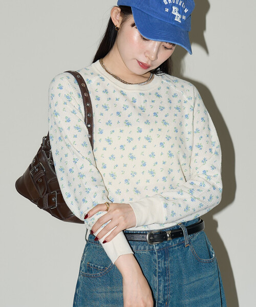 JEMORGAN(ジェーイーモーガン)の「JEMORGAN/ジェーイーモーガン ワッフル 花柄 ラグラン ロンT 限定展開(Tシャツ/カットソー・レディース・ラベンダー/ホワイト/グレー/サックスブルー・フリ-)」の14枚目の写真
