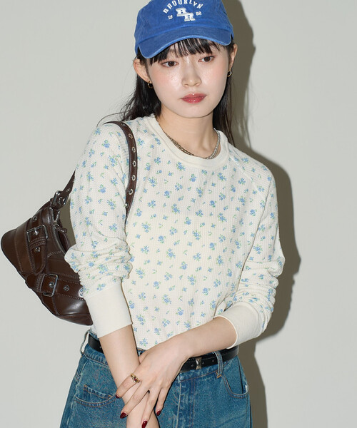 JEMORGAN(ジェーイーモーガン)の「JEMORGAN/ジェーイーモーガン ワッフル 花柄 ラグラン ロンT 限定展開(Tシャツ/カットソー・レディース・ラベンダー/ホワイト/グレー/サックスブルー・フリ-)」の19枚目の写真