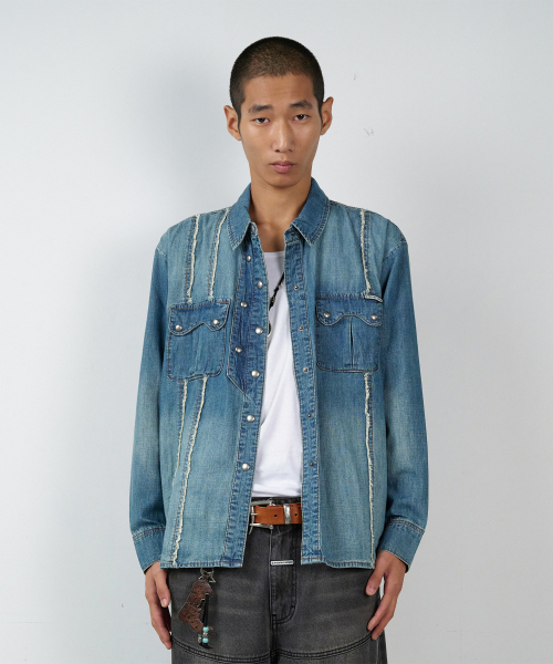 THEVINYLHOUSE(ザバイニルハウス)の「DOUBLE PLACKETS DENIM SHIRTS BLUE(シャツ/ブラウス・レディース・その他・SMALL/MEDIUM/LARGE)」の5枚目の写真