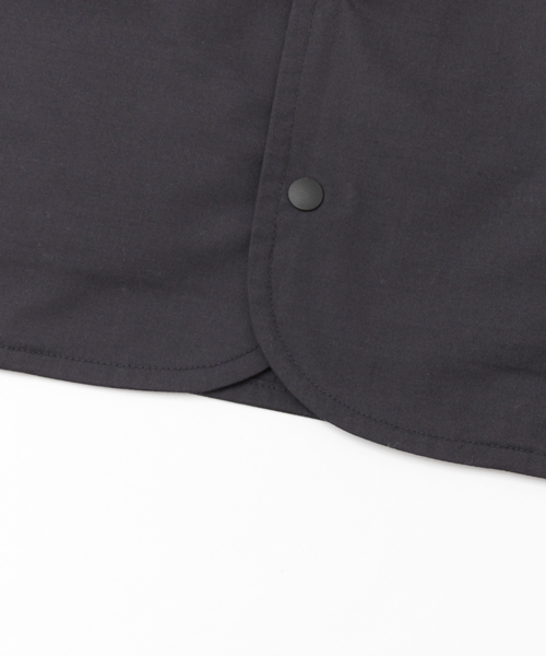 URBAN RESEARCH DOORS MENS(アーバンリサーチ ドアーズ メンズ)の「DOORS T/Cウェザークルーネックベスト(ベスト・メンズ・グレー/ネイビー・40/38)」の9枚目の写真