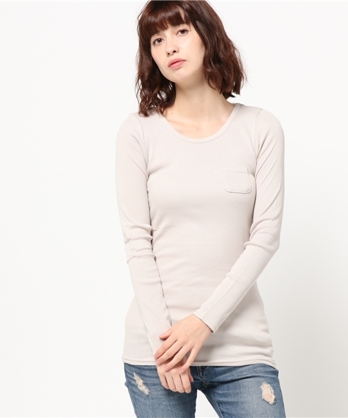 OLD BETTY'S（オールドベティーズ）の「ALOHA Rib 1Pocket T-shirts/リブワンポケットTシャツ（Tシャツ/カットソー・レディース・ダークブラウン/ライトカーキ/ダークネイビー/サーモンピンク/アイボリー/ブラック/ネイビー/ロイヤルブルー/杢グレー/イエロー/サックスブルー/ライトピンク/ワインレッド/モカ/ベージュ/ダークベージュ/ダークグリーン/グレイッシュブルー/ライトイエロー/グレイッシュベージュ/オリーブ/ダークオリーブ・FREE）」の8枚目の写真