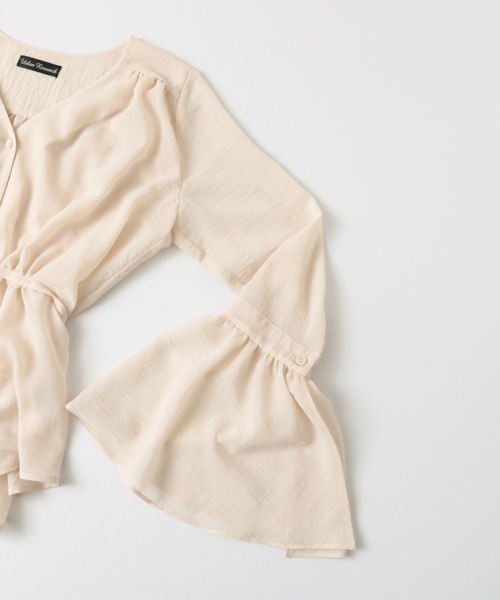 URBAN RESEARCH（アーバンリサーチ）の「UR 前開き袖フレアブラウス（シャツ/ブラウス・レディース・ブラック/ベージュ/イエロー・FREE）」の18枚目の写真