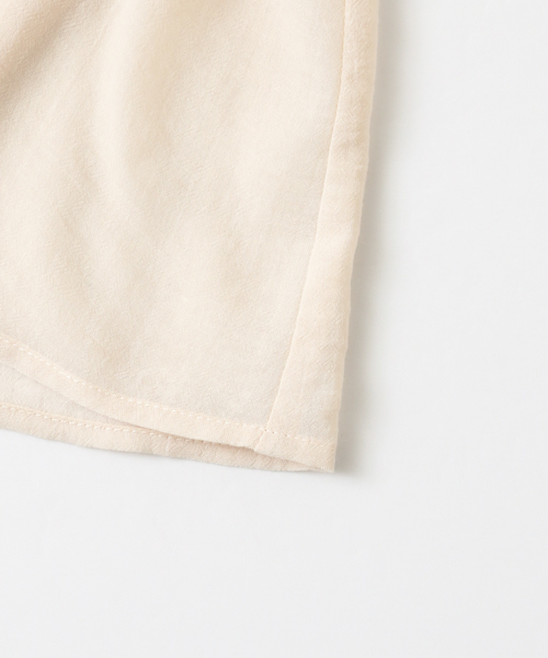 URBAN RESEARCH（アーバンリサーチ）の「UR 前開き袖フレアブラウス（シャツ/ブラウス・レディース・ブラック/ベージュ/イエロー・FREE）」の10枚目の写真