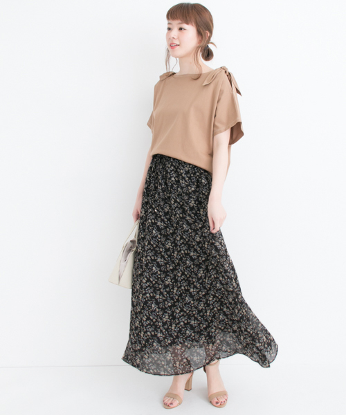 URBAN RESEARCH（アーバンリサーチ）の「ギャザーロングスカート（スカート・レディース・カーキ/その他1・FREE）」の18枚目の写真