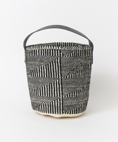 COMPILATION（コンピレーション）の「COMPILATION サイザルバスケット（トートバッグ・レディース・ブラック/ベージュ/ダークブラウン・FREE）」の2枚目の写真