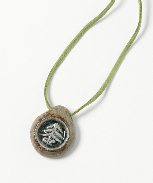 go slow caravan(ゴースローキャラバン)の「devadurga/デヴァドゥルガ KOYA ネックレス(ネックレス・メンズ・オレンジ/ブラウン/グリーン/イエロー/ライトグリーン/レッド/ブラック・FREE)」の5枚目の写真