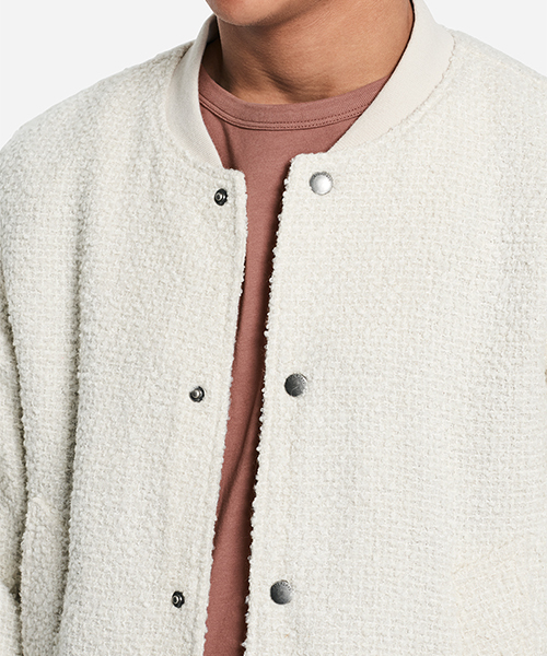 Saturdays NYC（サタデーズ ニューヨークシティ ）の「Julian Boucle Varsity Jacket（ブルゾン・メンズ・オフホワイト/ブラック・X-SMALL/M/S/L/X-LARGE）」の3枚目の写真