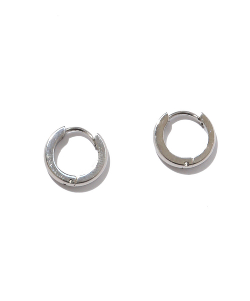 SPINNS（スピンズ）の「ミニフープピアス（ピアス（両耳用）・メンズ・シルバー/ゴールド/その他1/ガンメタ/シルバー系その他/ブラック系その他/ゴールド系その他・ONESIZE）」の3枚目の写真