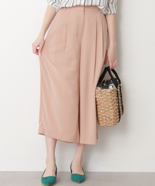 N.(N. Natural Beauty Basic)(エヌエヌナチュラルビューティーベーシック)の「【追加生産】ダブルタックガウチョパンツ(その他パンツ・レディース・グレー/ホワイト/ベージュ/ネイビー・MEDIUM/SMALL)」の1枚目の写真