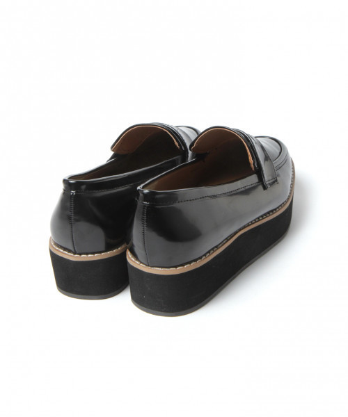 LAKOLE(ラコレ)の「厚底コインローファー / LAKOLE(ローファー・レディース・ブラック/ブラウン・SMALL/MEDIUM/LARGE)」の6枚目の写真