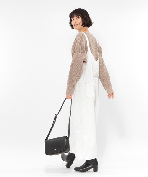 LAKOLE（ラコレ）の「SPRシンチバックサロペット / LAKOLE（サロペット/オーバーオール・レディース・ベージュ/ホワイト/サックスブルー・SMALL/MEDIUM）」の11枚目の写真