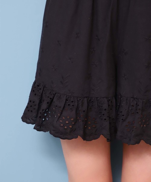 one after another NICE CLAUP(ワンアフターアナザーナイスクラップ)の「カットワーク レースショートパンツ(その他パンツ・レディース・ブラック/ベージュ/オフホワイト・FREE)」の12枚目の写真