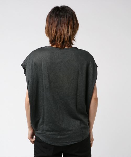 INTERPLANET(インタープラネット)の「麻100%天竺肩タックフレンチ袖プルオーバー(Tシャツ/カットソー・レディース・チャコールグレー/グレー/オフホワイト・FREE)」の5枚目の写真