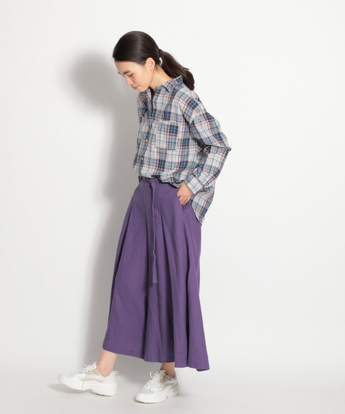 niko and...(ニコアンド)の「カラーマドラスチェックシャツ(シャツ/ブラウス・レディース・ベージュ/ブラウン/グレー/オフホワイト/イエロー/ブルー・MEDIUM/LARGE)」の8枚目の写真