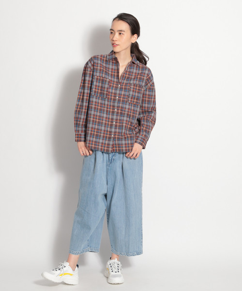 niko and...(ニコアンド)の「カラーマドラスチェックシャツ(シャツ/ブラウス・レディース・ベージュ/ブラウン/グレー/オフホワイト/イエロー/ブルー・MEDIUM/LARGE)」の9枚目の写真