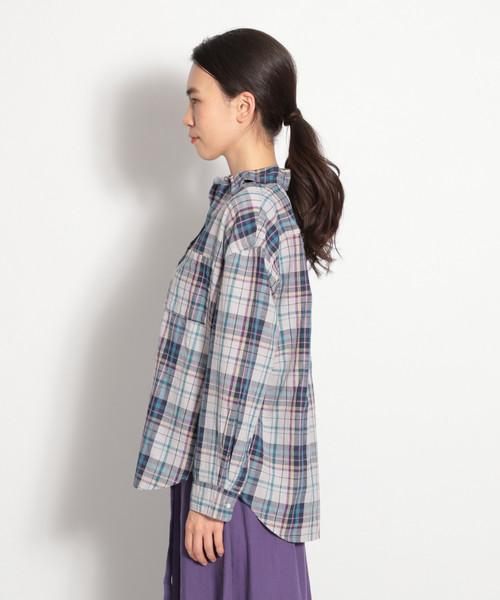 niko and...(ニコアンド)の「カラーマドラスチェックシャツ(シャツ/ブラウス・レディース・ベージュ/ブラウン/グレー/オフホワイト/イエロー/ブルー・MEDIUM/LARGE)」の14枚目の写真