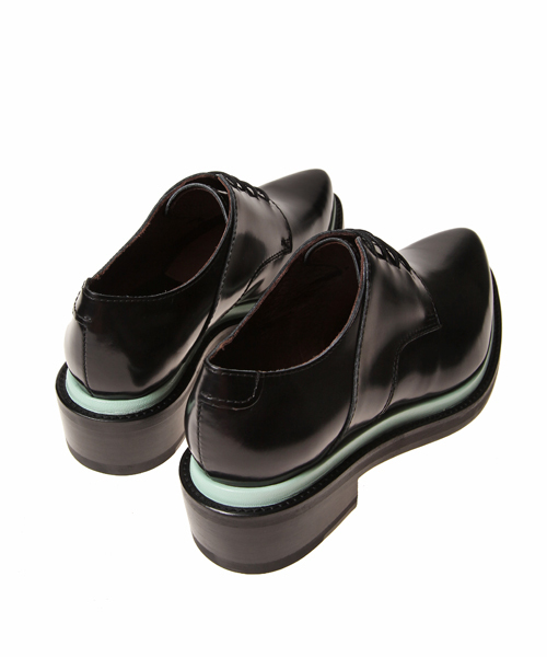 ACNE（アクネ）の「LARK PSS14（ドレスシューズ・レディース・その他/ブラック・36/38/37）」の4枚目の写真