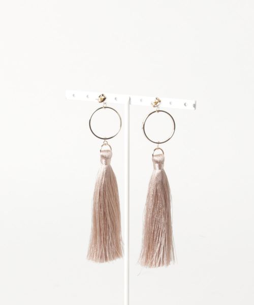 misto accessories(ミストアクセサリーズ)の「フリンジピアス(ピアス(両耳用)・レディース・ホワイト/カーキ/ベージュ/グレー/ブラック・FREE)」の10枚目の写真