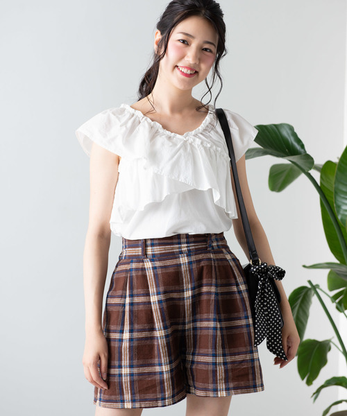 WEGO（ウィゴー）の「WEGO/【セットアップ対応商品】リネンブレンドタックショーツ（その他パンツ・レディース・ブラウン/ブラウン系その他2/ライトベージュ/ベージュ系その他2・FREE）」の3枚目の写真