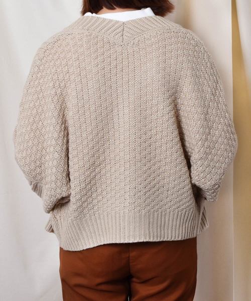 PairPair（ペアペア）の「袖ボリュームざっくり編みケーブルＶカーデ（カーディガン/ボレロ・レディース・ベージュ/モカ/ラベンダー・FREE）」の12枚目の写真