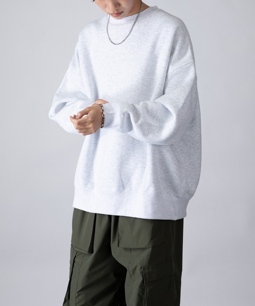 United Athle（ユナイテッドアスレ）の「【United Athle】loose fit nuance color crew neck sweat / ルーズフィット ニュアンスカラー クルーネックスウェット 5627（スウェット・メンズ・ネイビー/グレー/ブラック/ホワイト/ライトパープル/サンドベージュ/スモーキーグリーン系/パープル・M/L/XL）」の19枚目の写真