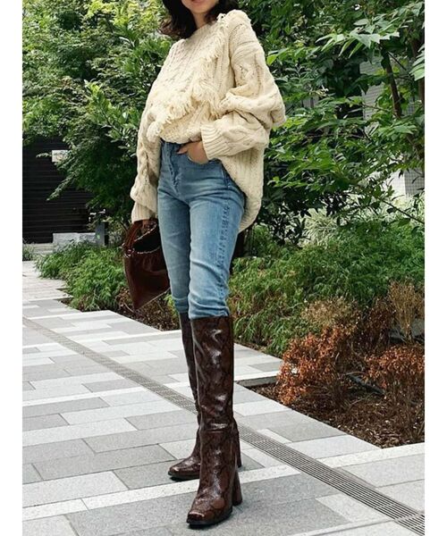 EVRIS（エヴリス）の「フリンジパッチワークケーブルニットプルオーバー（ニット/セーター・レディース・ホワイト/ブラック/グリーン/パープル・FREE）」の16枚目の写真