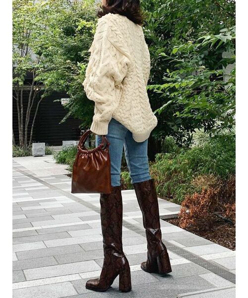 EVRIS（エヴリス）の「フリンジパッチワークケーブルニットプルオーバー（ニット/セーター・レディース・ホワイト/ブラック/グリーン/パープル・FREE）」の17枚目の写真