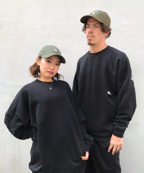 adidas（アディダス）の「adidas ビッグシルエット スリーストライプス